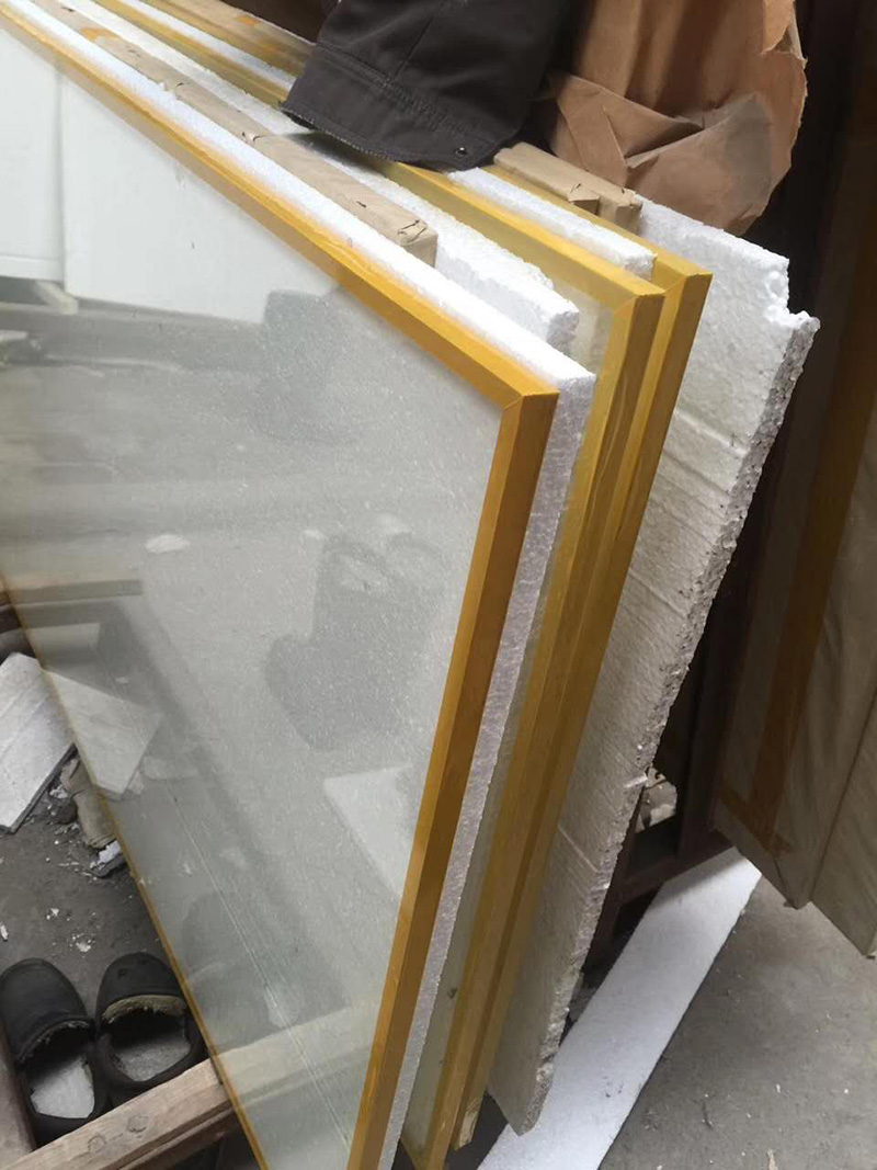 鉛玻璃